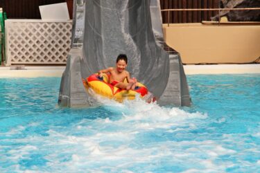 （この企画は終了しました）夏の大人気企画、「プール共通補助券」でお得にプールを楽しもう！【最大1,900円OFF！】